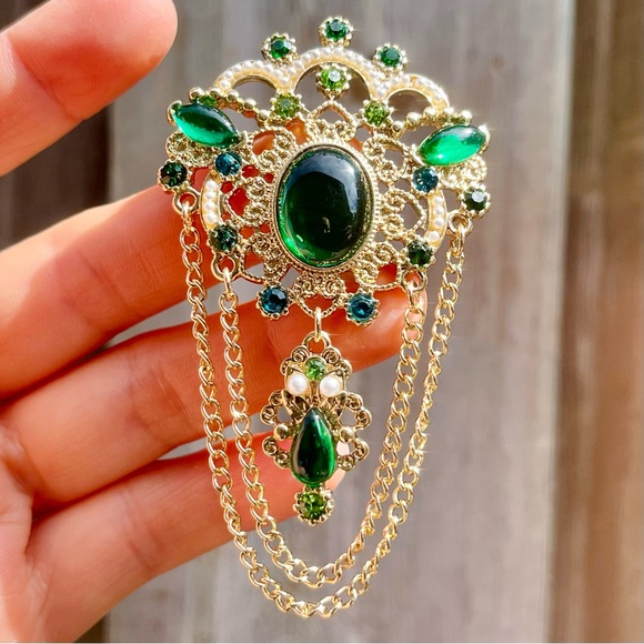 Large Rhinestone Green Brooch Earrings 3 pcs set Vintage Style Brooch Earrings - Picture 6 of 8